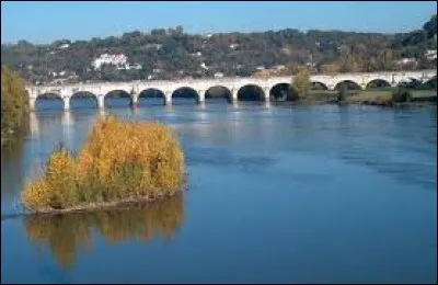 Dans quel océan la Garonne se jette-t-elle ?