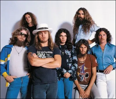 Lynyrd Skynyrd n'a pas joué deux des chansons proposées, lesquelles ?