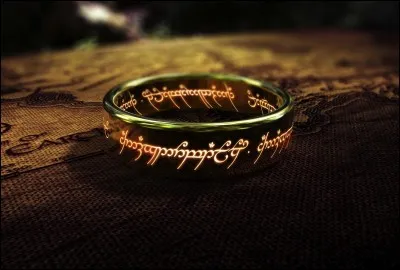 Quelle créature répète sans cesse "Mon précieux" ?