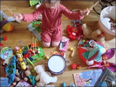 On te dit de ranger ta chambre.