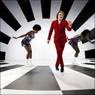 Cloclo45 - Qui a réalisé le film "Cloclo" en 2012 ?