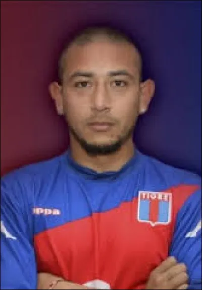 Fan-de-Luna - De quelle nationalité le footballeur Carlos Ariel Luna est-il ?