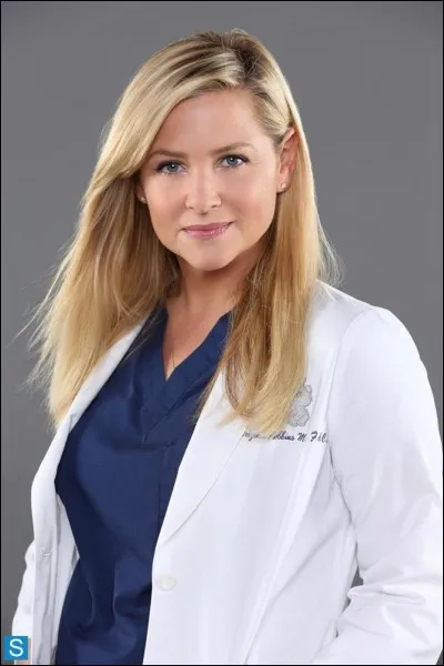 Avec qui sort Arizona Robbins ?