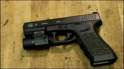Comment s'appelle cette arme de la police ?