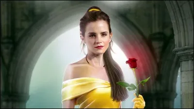 Pourquoi Belle est-elle différente des autres habitants du village ?