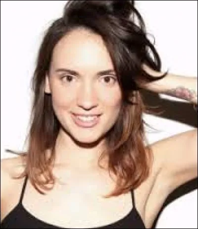 Quand a-t-elle commencé à faire des vidéos ?