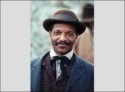 Qui est la compagne de Robert E ?