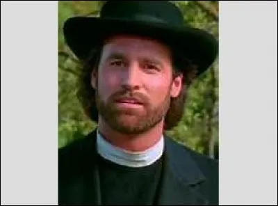 Comment se pr&eacute;nomme le r&eacute;v&eacute;rend Johnson ?