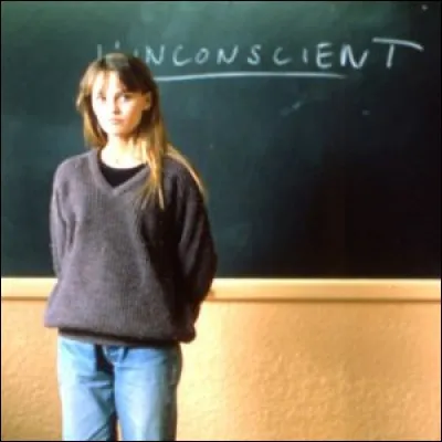 Après son premier disque en 1986, Vanessa Paradis débute au cinéma deux ans plus tard. Dans quel film ?