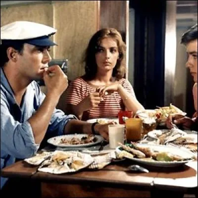 Marie Laforêt tient son premier rôle, remarqué, au cinéma en 1960. Dans quel film ?