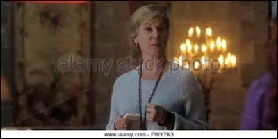 Qui joue la mère de la famille ?