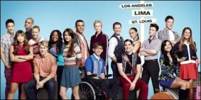 Comment le professeur a-t-il nomm&eacute; le groupe du Glee club ?