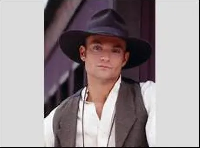 Qui a l&eacute;gu&eacute; son troupeau &agrave; Mathew?