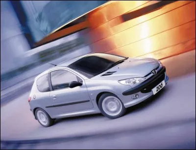 En quelle année est sortie la 206 ?