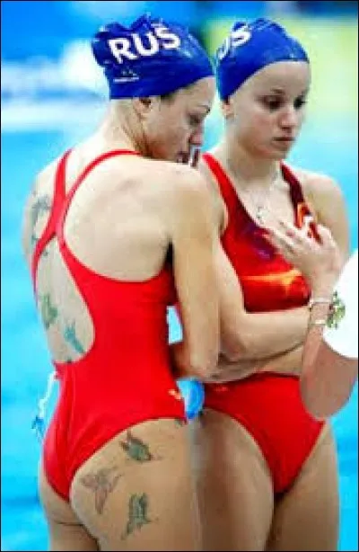 En 2024, si on obtient les Jeux olympiques à Paris, on va offrir notre titre au javeleau et ensuite, on poura admirer la nage de la russe."