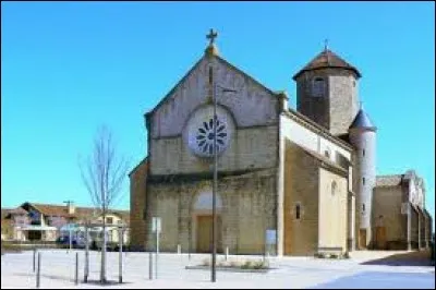 Ville d'Auvergne-Rhône-Alpes, dans la région naturelle de la Bresse, Bâgé-la-Ville se situe dans le département ...