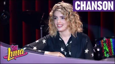 Quelle chanson joue Yamila (Yam) pour Jimena (Jim)?
(Open 6, épisode 55)