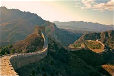 Quelle matière inattendue les Chinois ont-ils utilisée pour consolider le béton de la grande muraille ?