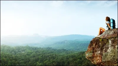 Dans son roman, Zola nomme une &eacute;cole, laquelle ?