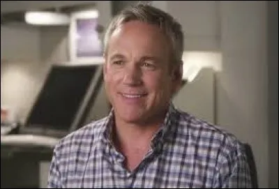 Qui joue le rôle de Ted Wilson ?