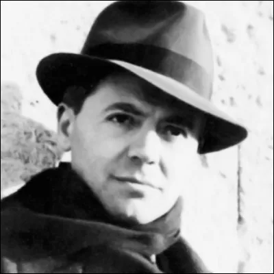 Grande figure de la Résistance, Jean Moulin a été arrêté le 21 juin 1943, torturé et tué. Quand place-t-on son premier acte de résistance?