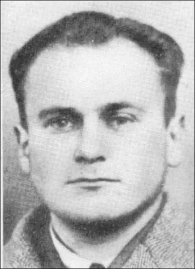 Ce communiste polonais, engagé volontaire en 1940 a été chef des FTP de la région parisienne sous le nom de "Colonel Gilles". Dénoncé, il a été arrêté, torturé et fusillé par les Allemands qui n'ont jamais connu son identité. De qui s'agit-il ?