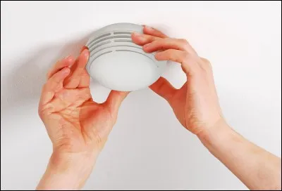 Perle des pompiers : nous sommes une famille de quatre personnes, tous non-fumeurs ...