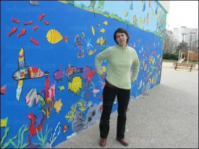 Retrouvez le nom de cette femme !