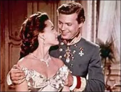 Avec qui s'est-elle mariée ?