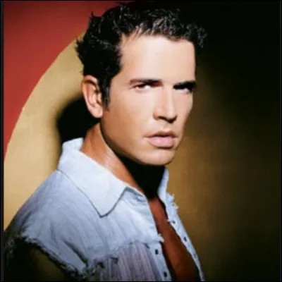 Comment s'appelle son père ?