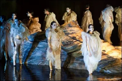 Qui a composé l'opéra "Orféo" ?