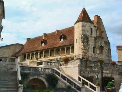 Si vous êtes en vacances dans le Lot-et-Garonne,vous n'aurez aucune chance de prendre une photo de :