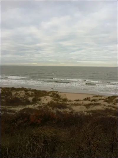 ZUYDCOOTE - Quelle mer borde cette ville située près de Dunkerque ?