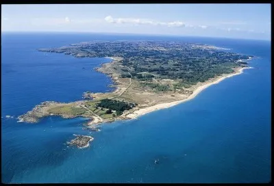YEU (L'ÎLE D') - De quel département fait partie cette île ?