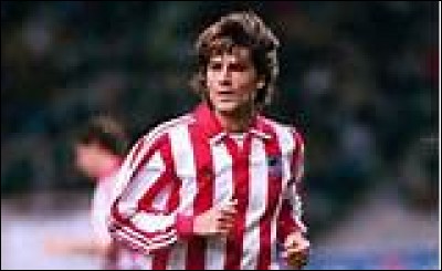 Julen Guerrero a passé toute sa carrière à l'Athletic Bilbao. Quelle est la particularité de ce club espagnol ?