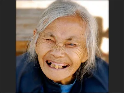 Une folle dingue vous poursuit et veut vous tuer avec un couteau de boucher, que faites-vous ?