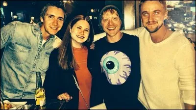 Quel Weasley est mort dans le dernier film ?