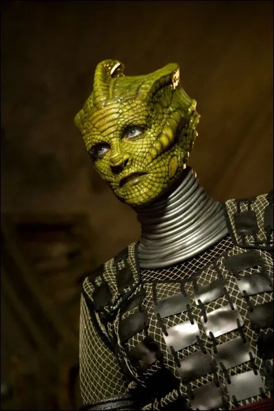 Comment s'appelle les Aliens dans l'épisode 8 saison 5 ?