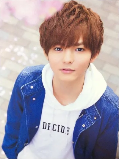 Quelle est la date d'anniversaire de Yabu Kota ?