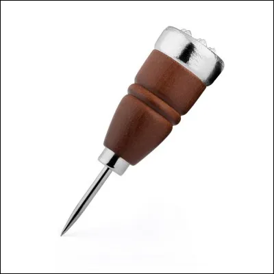 Issu du film noir américain dont il conserve la figure emblématique de la "femme fatale", le thriller érotique naît au début des années 80 et doit son essor à des réalisateurs tels qu'Adrian Lyne ou Paul Verhoeven. Parmi les films suivants, lequel est le seul à avoir été nommé à l'Oscar de la meilleure musique de film ?