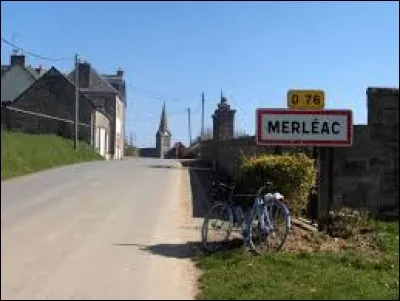 Nous partons en Bretagne, à Merléac. Village de l'arrondissement de Saint-Brieuc, il se situe dans le département ...