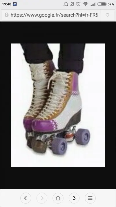 À qui appartiennent ces patins ?