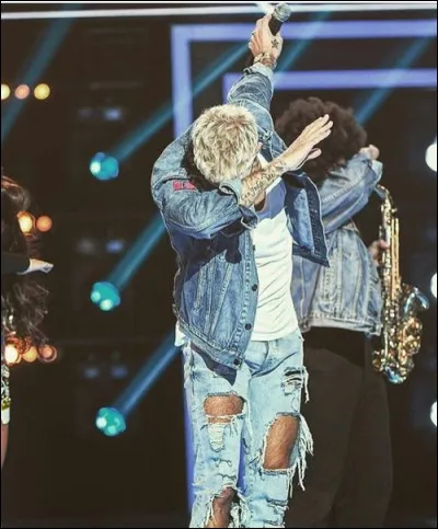 À quel album appartient la chanson "En attendant la fin" ?