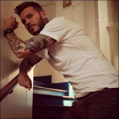 Comment s'appelle son frère ?