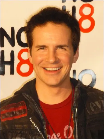 Dans la série "Queer as Folk" Michael Novotny est joué par Hal Sparks dans quoi a-t-il joué d'autre ?