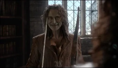 Épisode 16 : De quel(s) ingrédient(s) se sert Rumplestiltskin pour pouvoir faire une potion de "Véritable Amour" ?