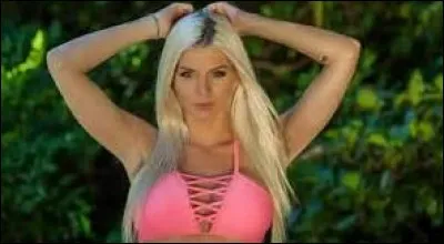 Qui est cette magnifique jeune fille ?