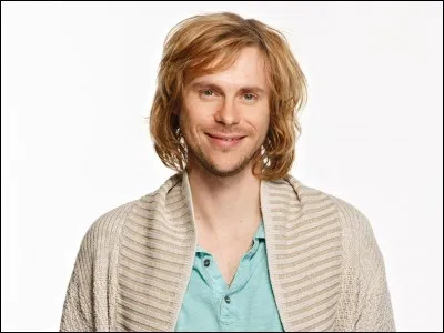 Comment ce garçon s'appelle-t-il ?