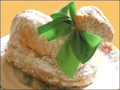 Traditionnellement, c'est ce même agneau qui nous apporte les ufs de Pâques.