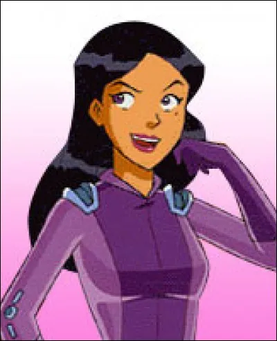 Comment s'appelle l'ennemie de Clover ?